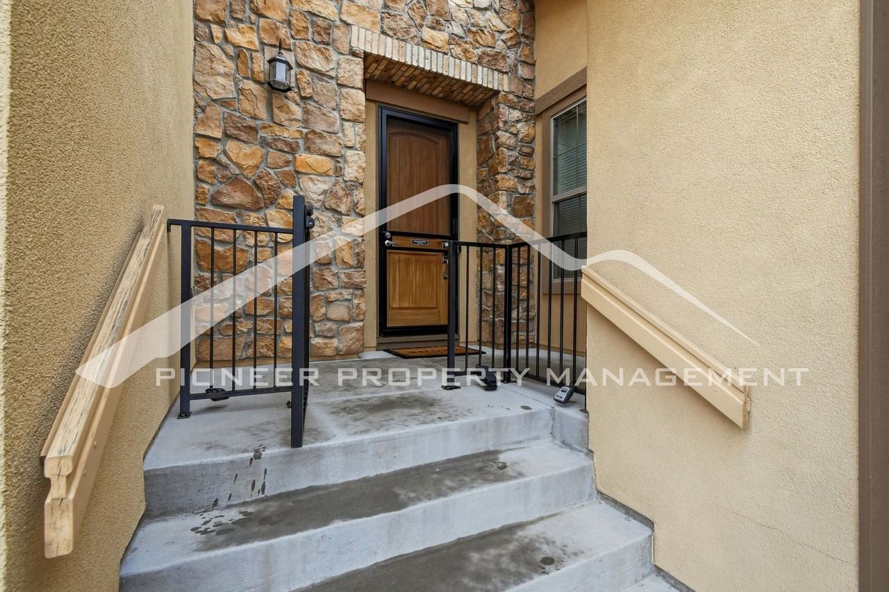 2164 S Nile St - Photo 2 of 46