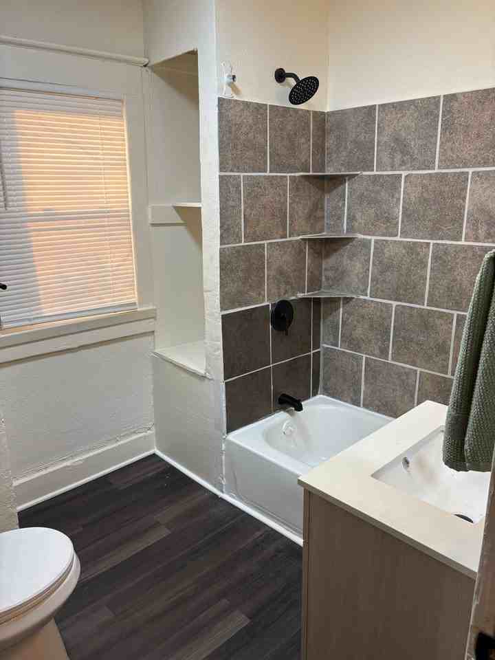 3336 S Benton Ave - Photo 6 of 16