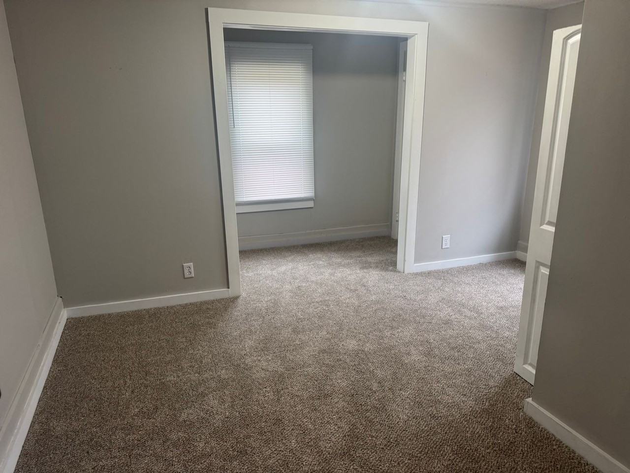 1013 Egypt Rd - Photo 4 of 14