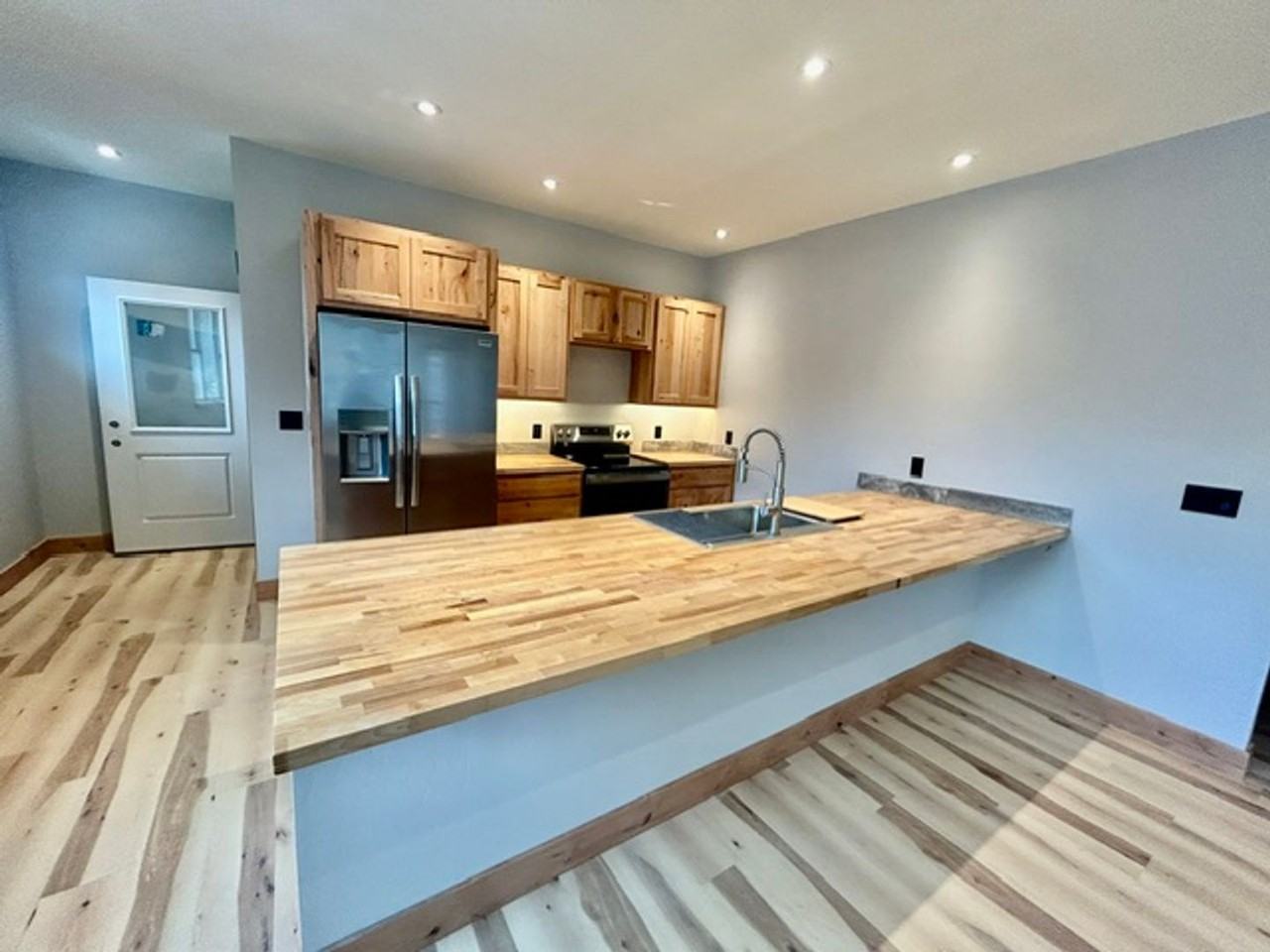 7551 Zaugg Dr - Photo 4 of 8