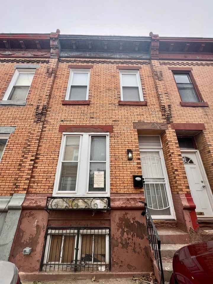 2830 W Harold St - Photo 2 of 22