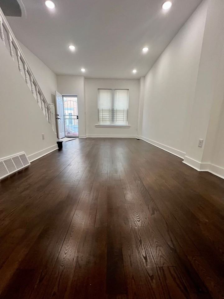 2830 W Harold St - Photo 4 of 22