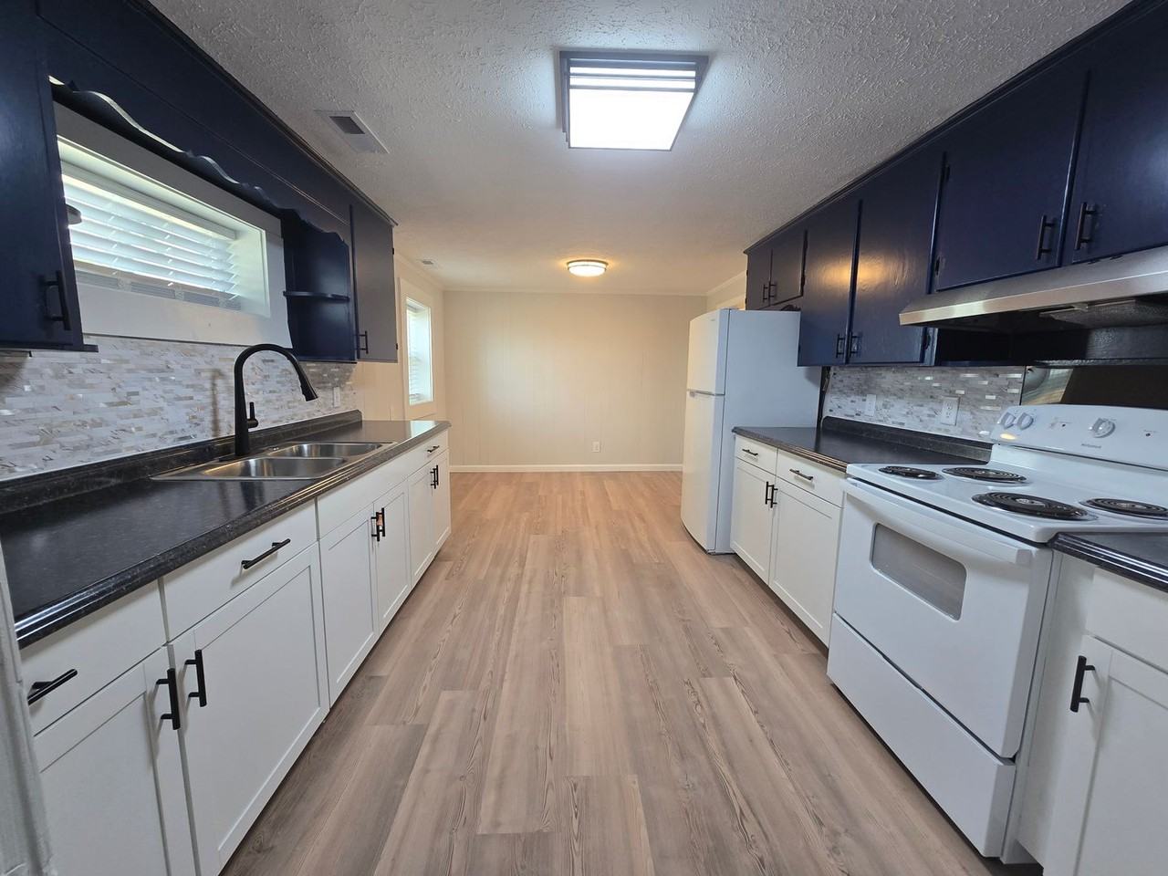 3521 Rosser Pittman Rd - Photo 7 of 19