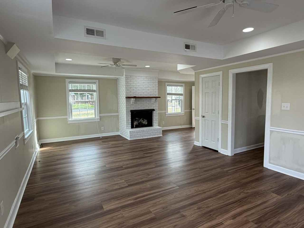 1204 Rodgers Dr - Photo 2 of 12