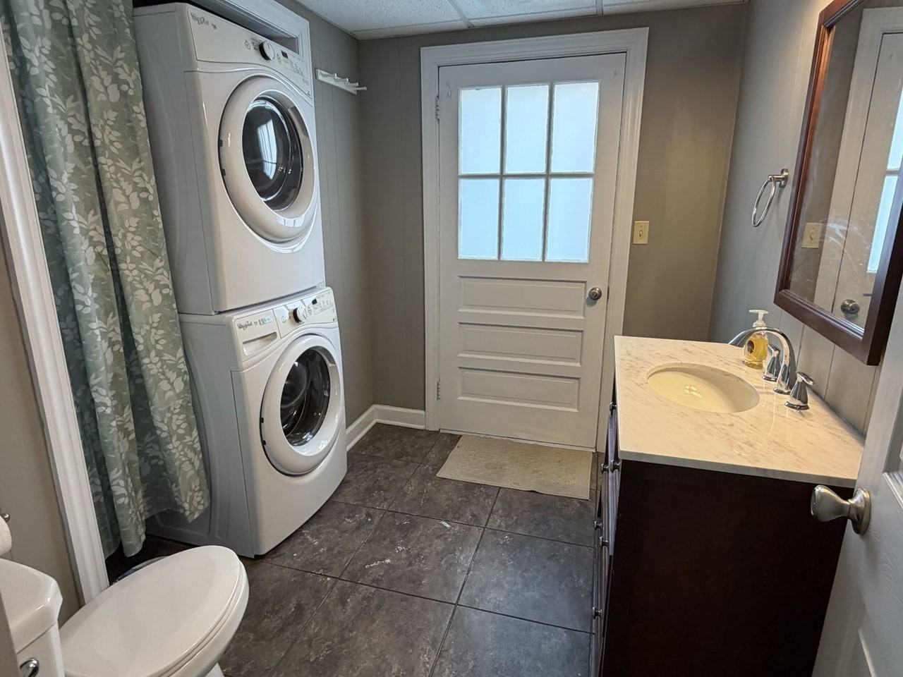 1204 Rodgers Dr - Photo 5 of 12