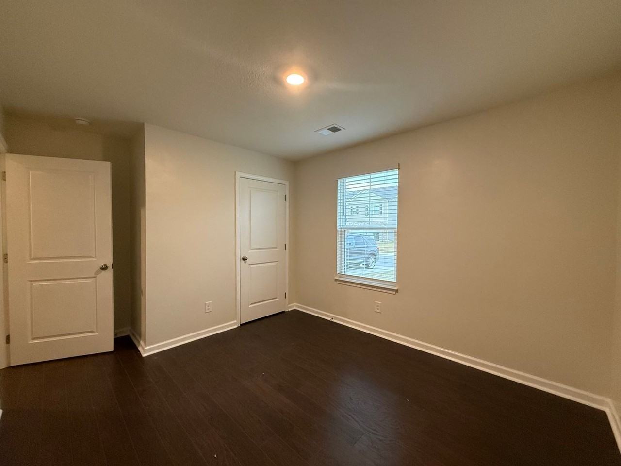 1038 Persimmon Holw - Photo 4 of 33