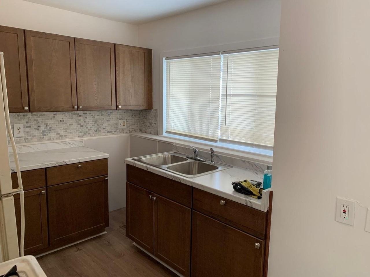 29131 Rosewood St - Photo 2 of 9