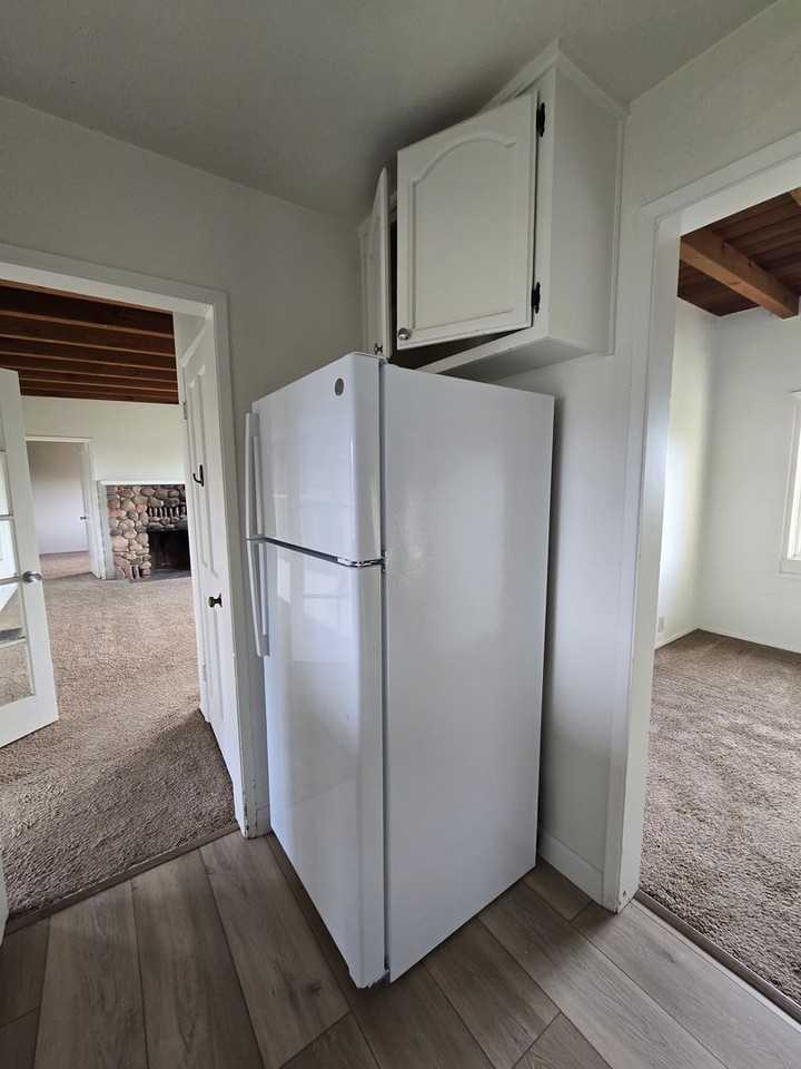 1835 Elevado Rd - Photo 7 of 18