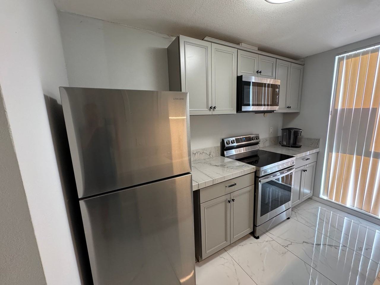 4881 Collwood Blvd - Photo 3 of 16