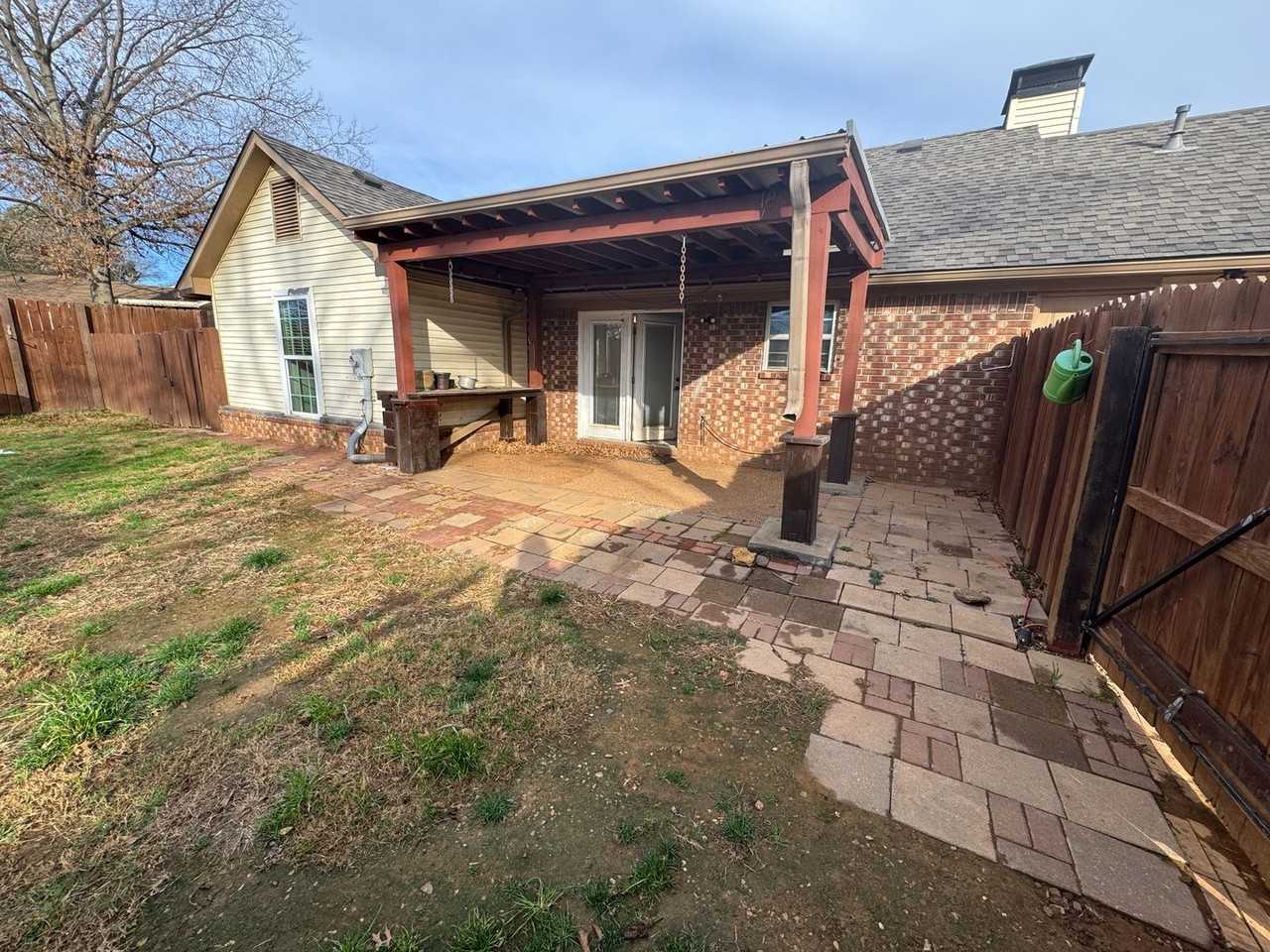 9118 Urban View Dr - Photo 2 of 21