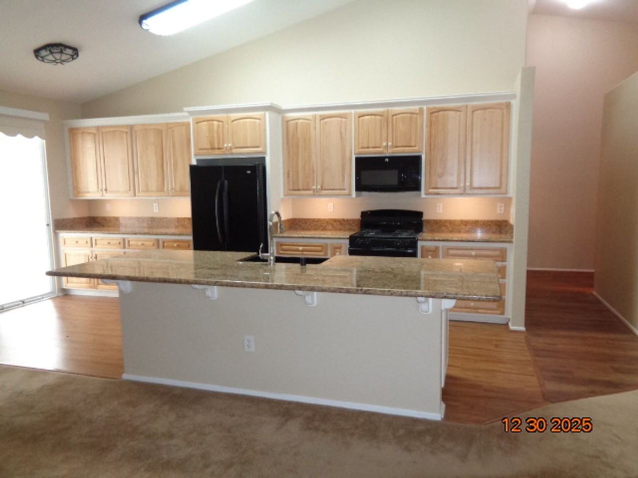 3310 Caspian Dr - Photo 4 of 20