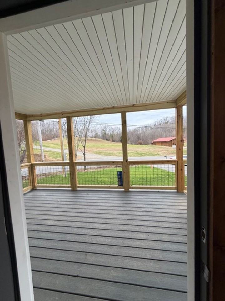 1028 Blair Loop - Photo 4 of 28