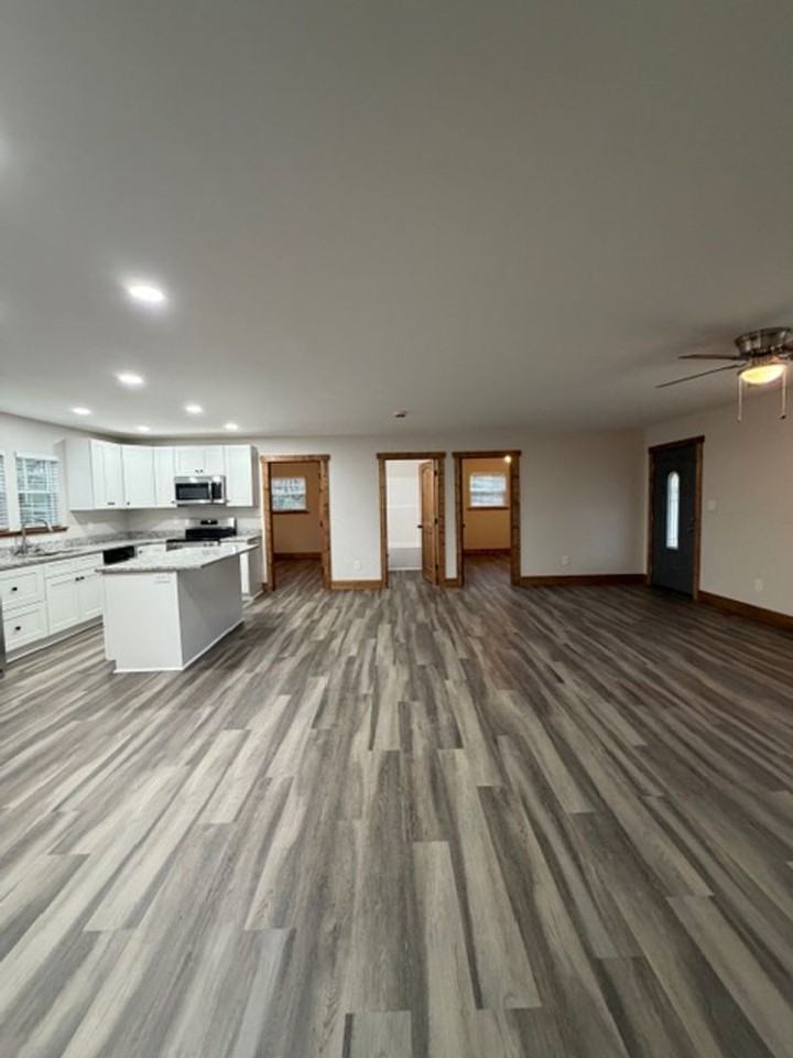 1028 Blair Loop - Photo 7 of 28