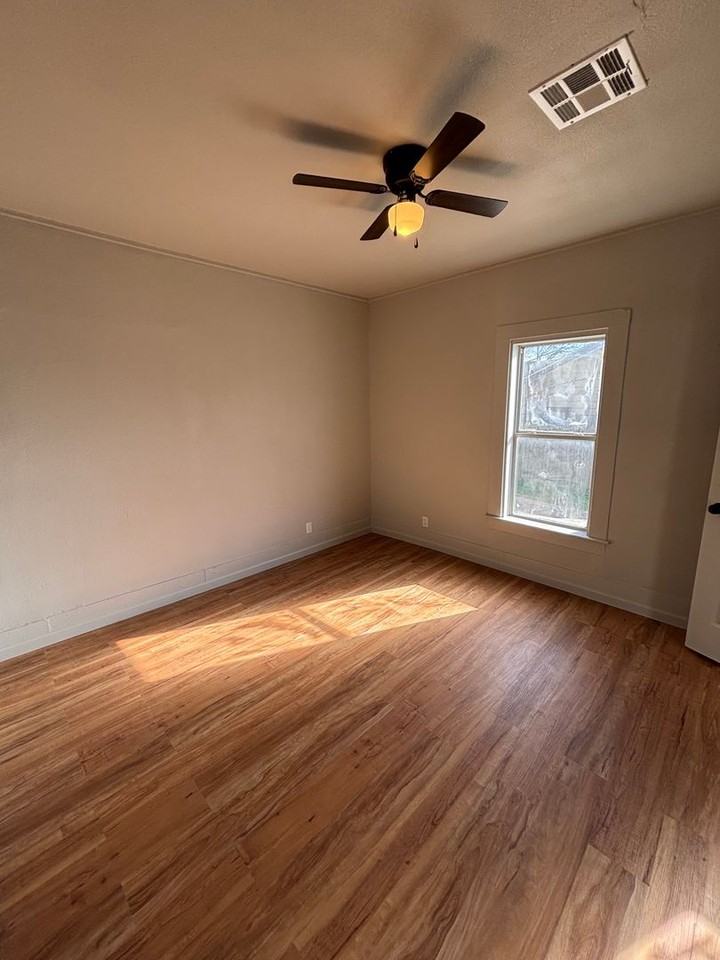 622 H St Nw - Photo 7 of 14