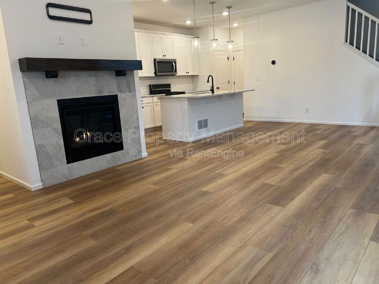 1131 Anker Dr - Photo 3 of 25