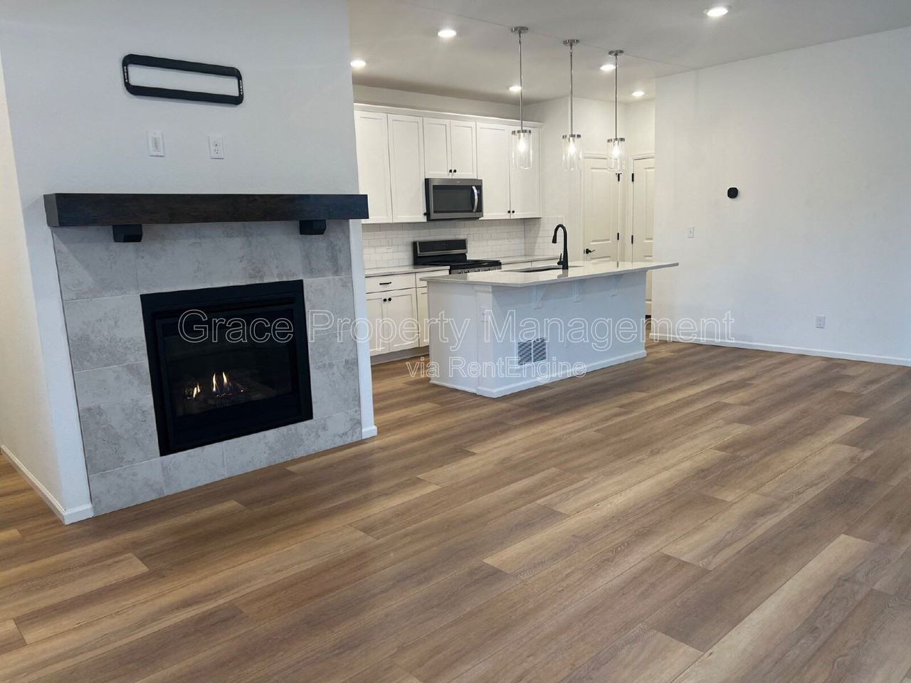 1131 Anker Dr - Photo 6 of 25