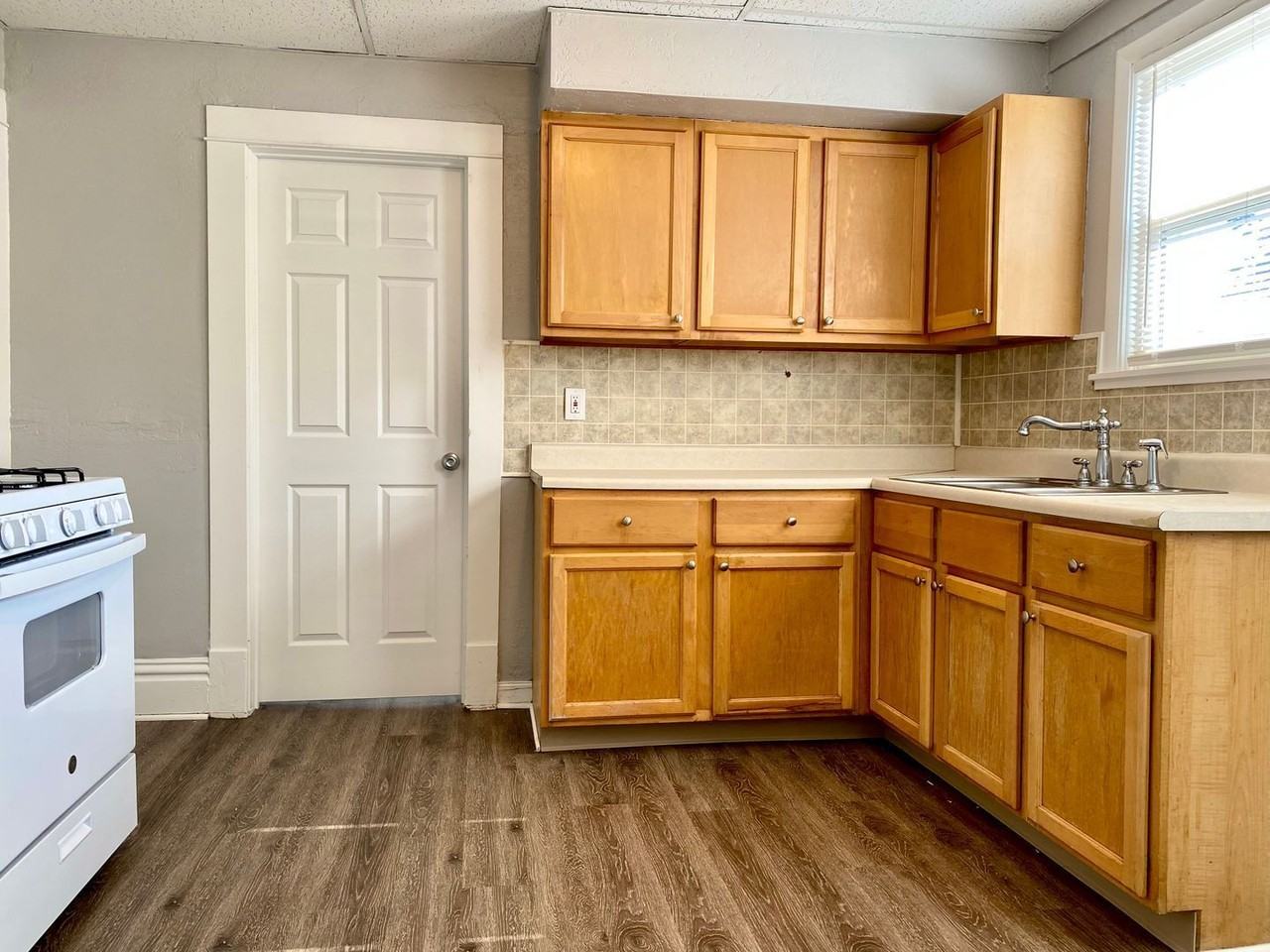 1101 Crosby St Nw - Photo 5 of 6