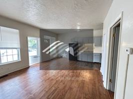featured image of 4702 Bryant Ave #1