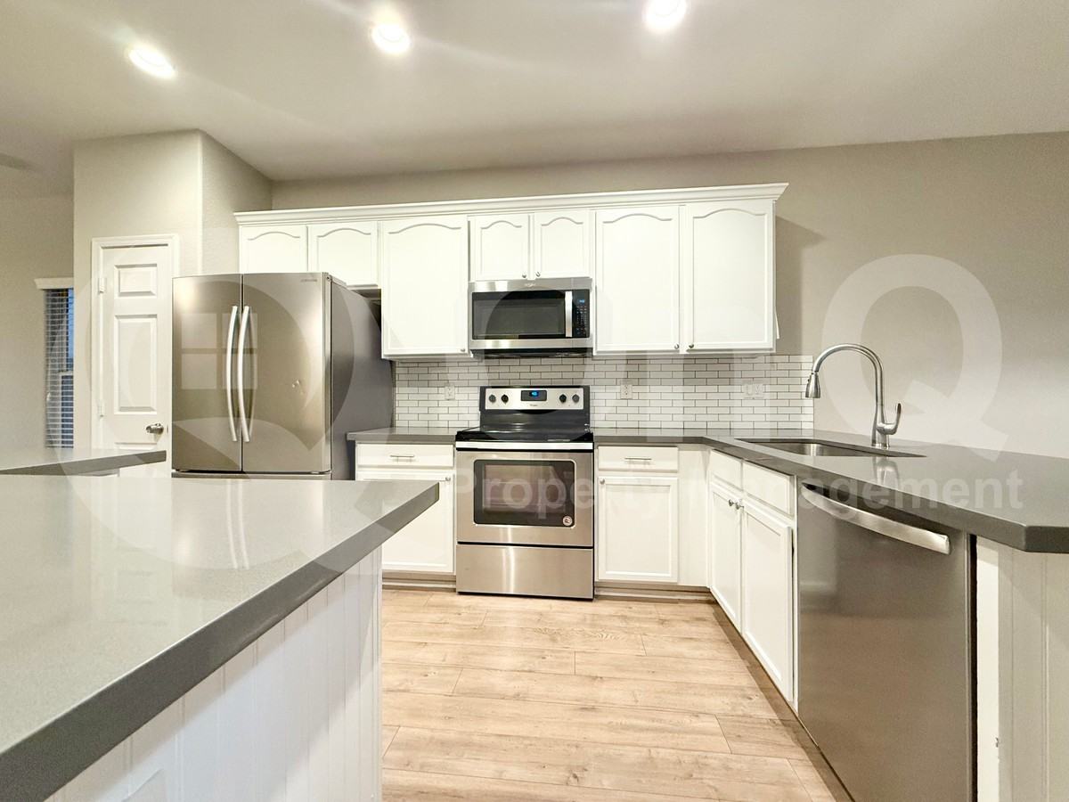 3700 E Sandy Way - Photo 3 of 21