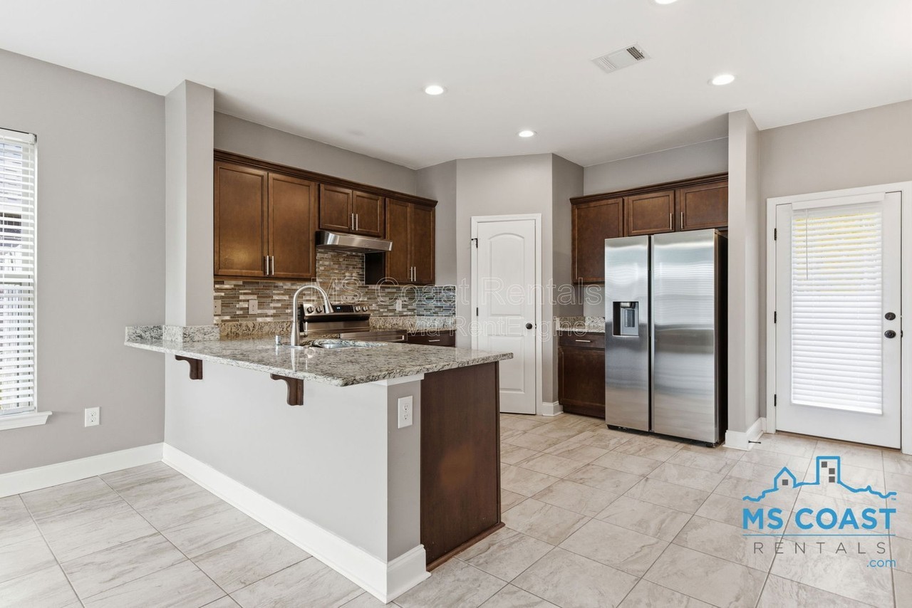 848 Reunion Place Cir - Photo 7 of 26