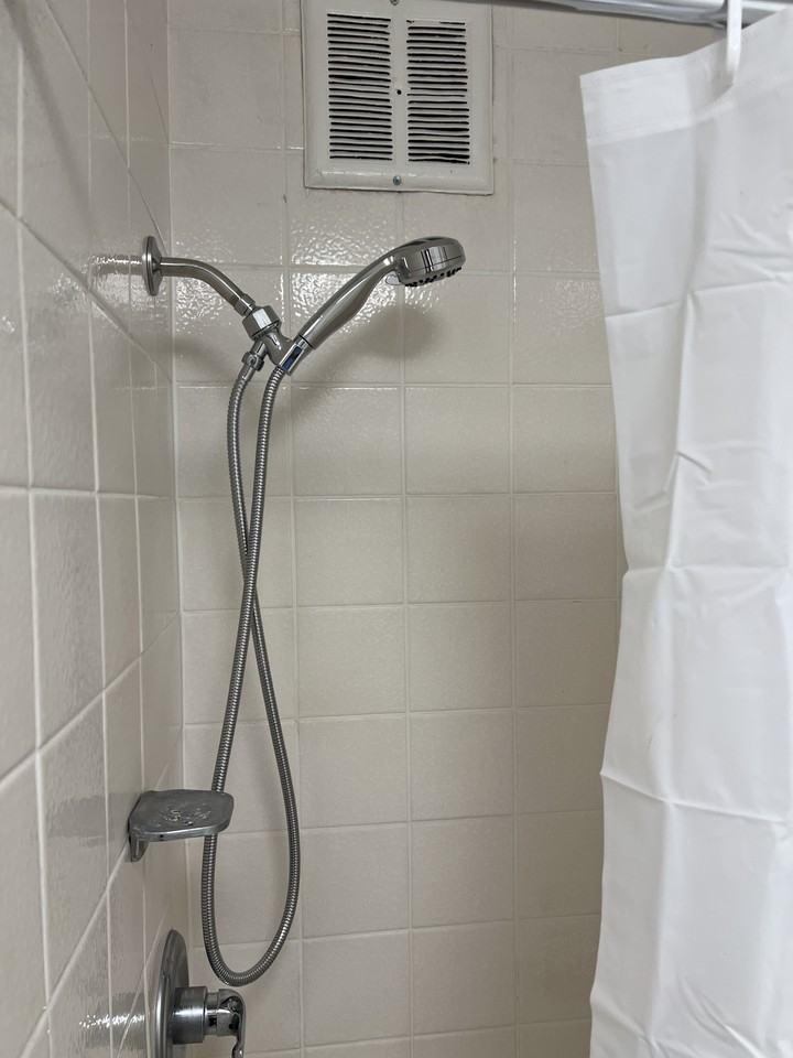 3475 Pierce St #5 - Photo 2 of 6