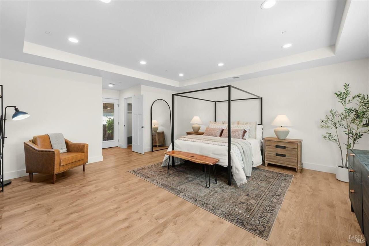 101 Merrill St - Photo 3 of 29