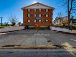 featured image of 1739 6th Ave #10