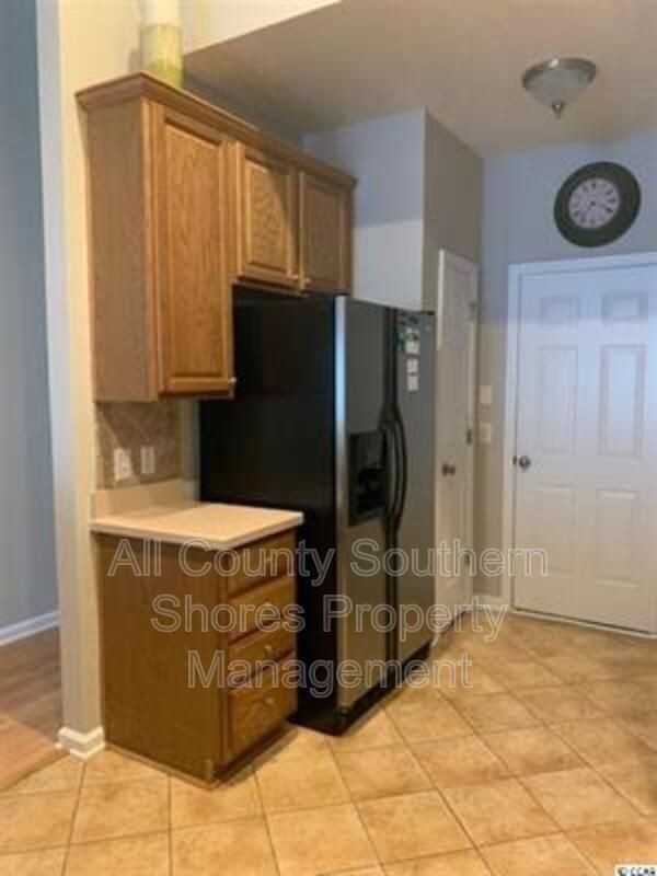 264 Viareggio Rd - Photo 6 of 34