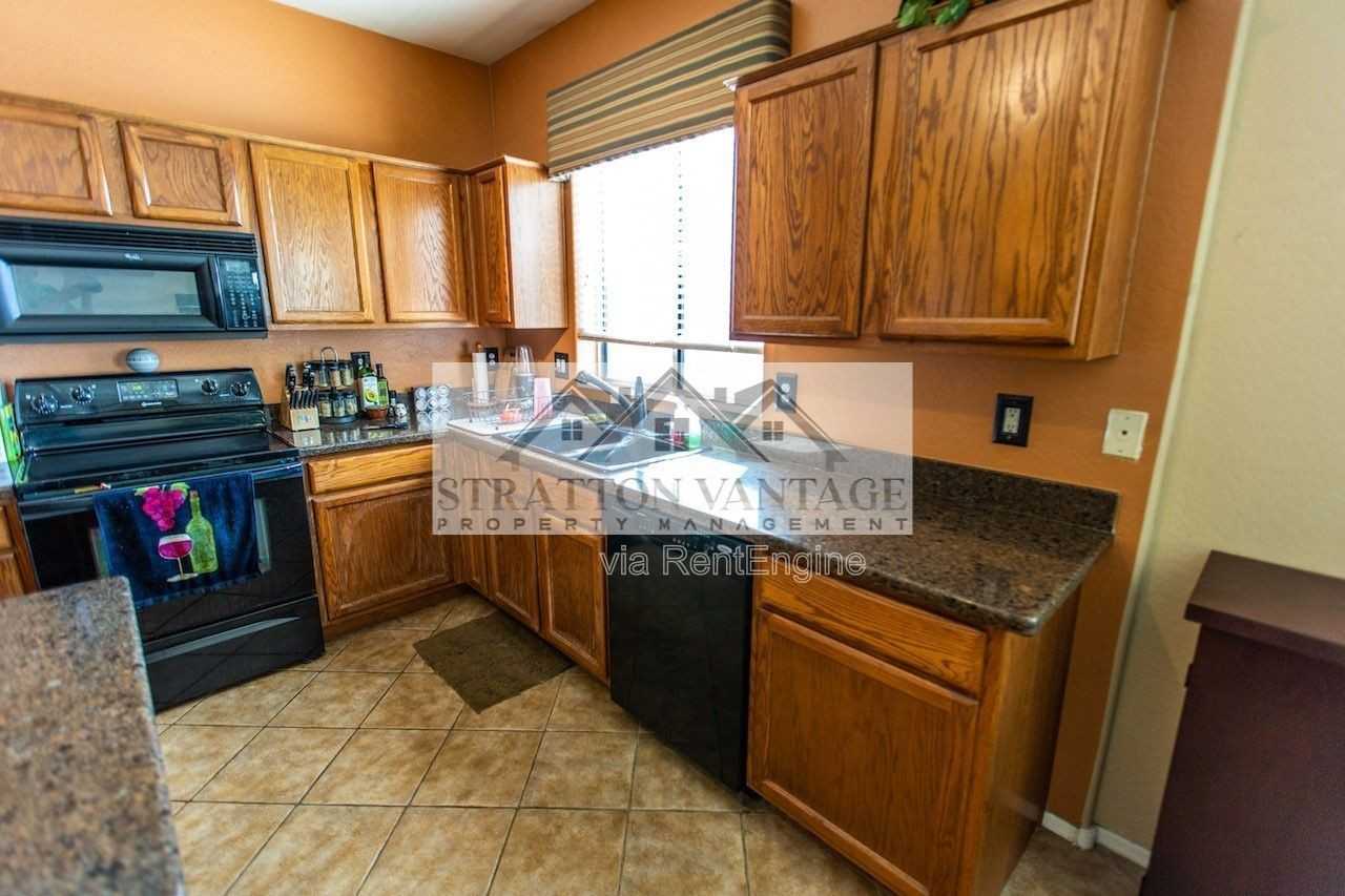 3522 S 81st Dr - Photo 6 of 23