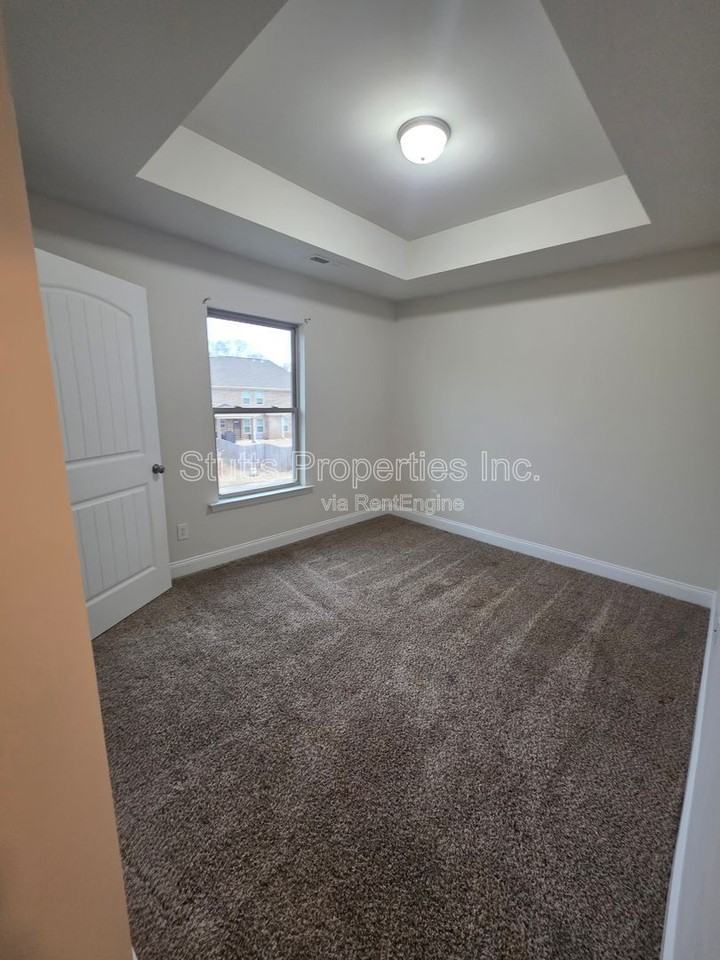 8317 Stillwater Cir Nw - Photo 6 of 9