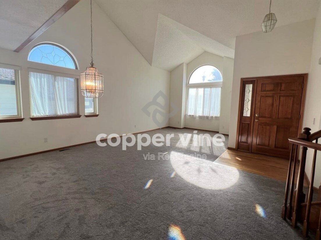 8535 Oak Way - Photo 2 of 21