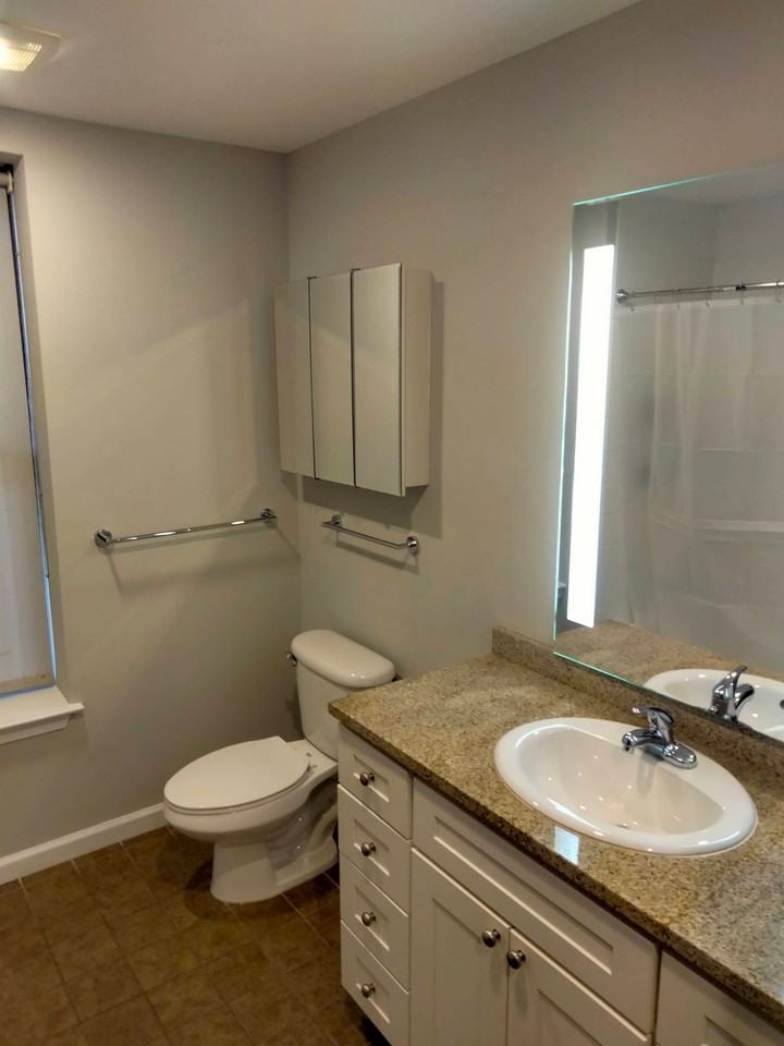 22 Imlay St #B - Photo 3 of 7