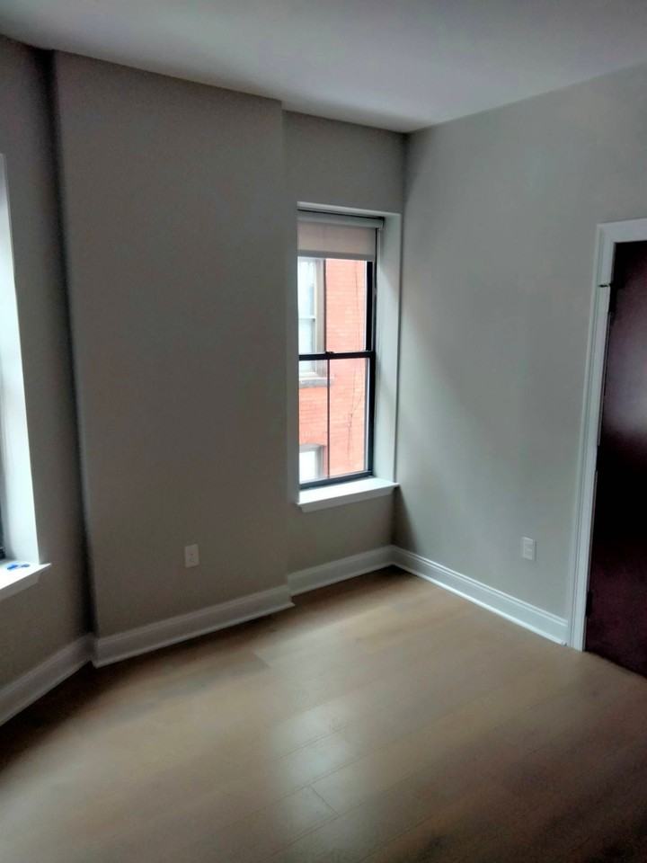 22 Imlay St #B - Photo 4 of 7