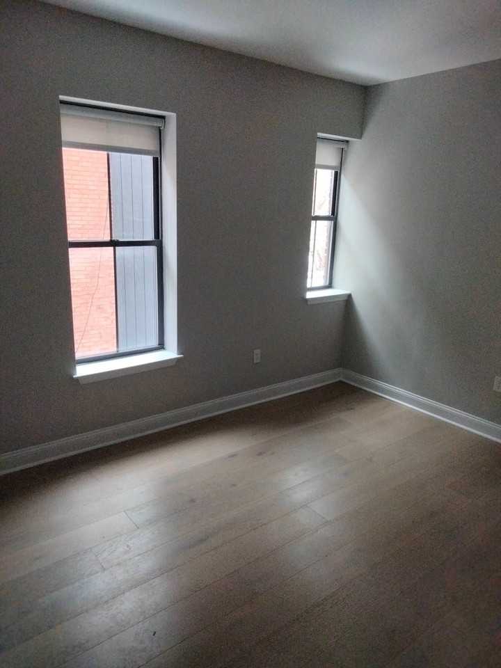 22 Imlay St #B - Photo 6 of 7