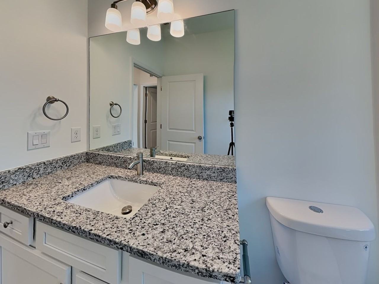 20241 Lorette Ave - Photo 6 of 13