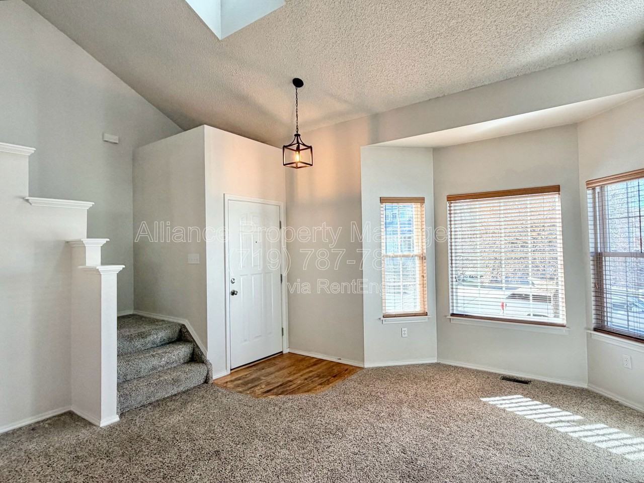 5072 Hawk Springs Dr - Photo 2 of 44