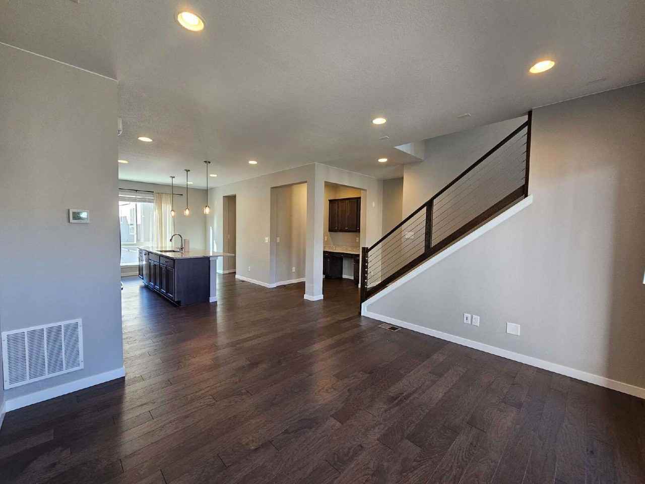 3618 Maldives Dr - Photo 4 of 19