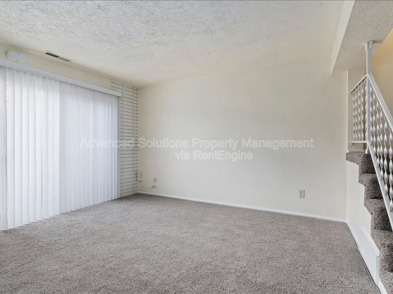 3046 S 300 E #3046 - Photo 5 of 22