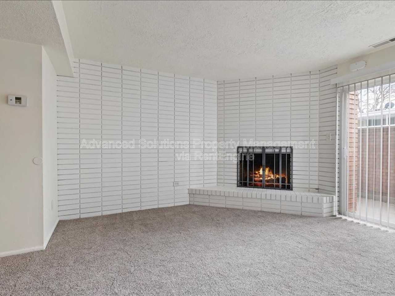 3046 S 300 E #3046 - Photo 6 of 22