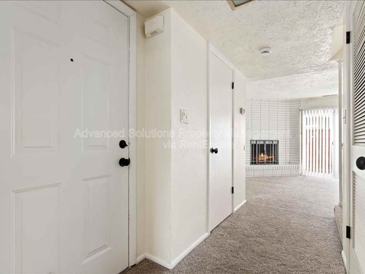 3046 S 300 E #3046 - Photo 7 of 22