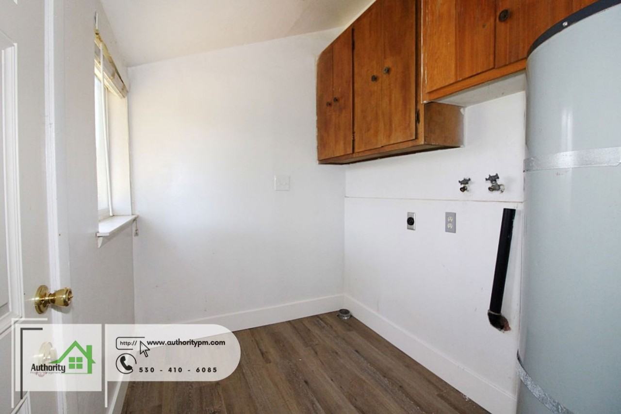 19087 Leaf Ln - Photo 5 of 16