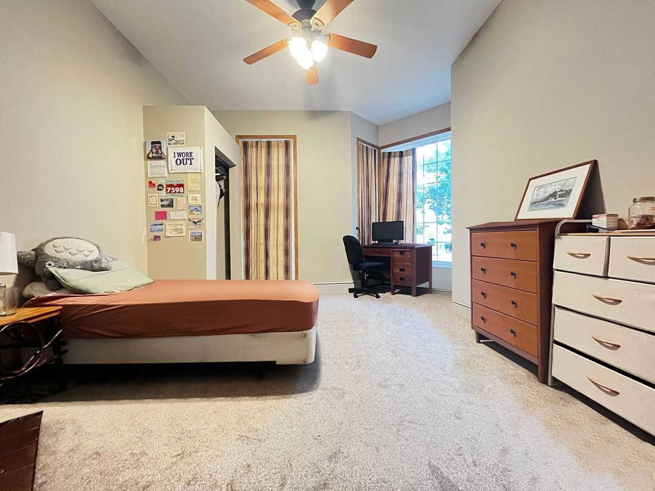 1092 18th Ave Se #1 - Photo 7 of 14