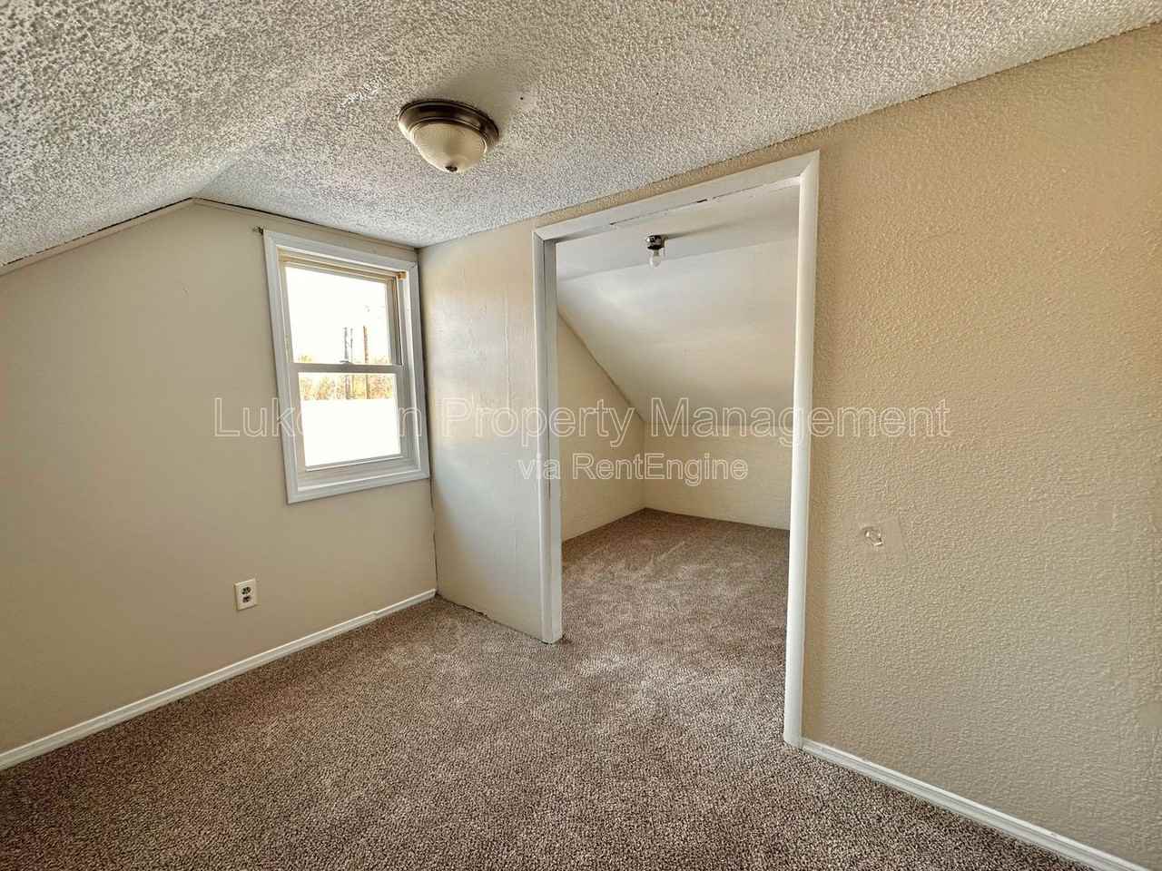 4400 E Orchard St - Photo 5 of 10