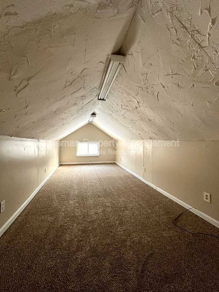 4400 E Orchard St - Photo 6 of 10