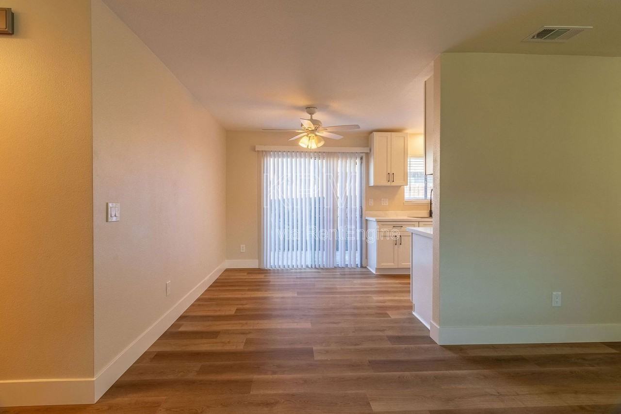 7357 Kelley Dr - Photo 4 of 20