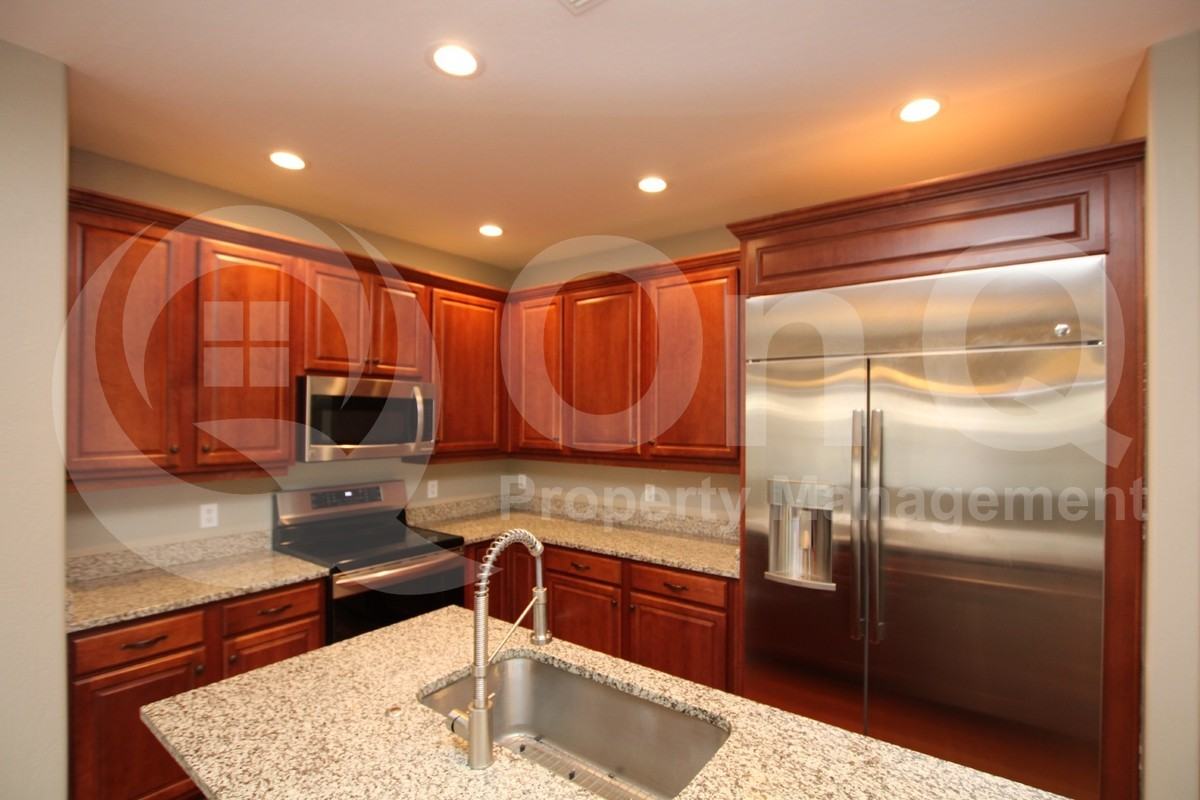 21771 S 218th St - Photo 2 of 32