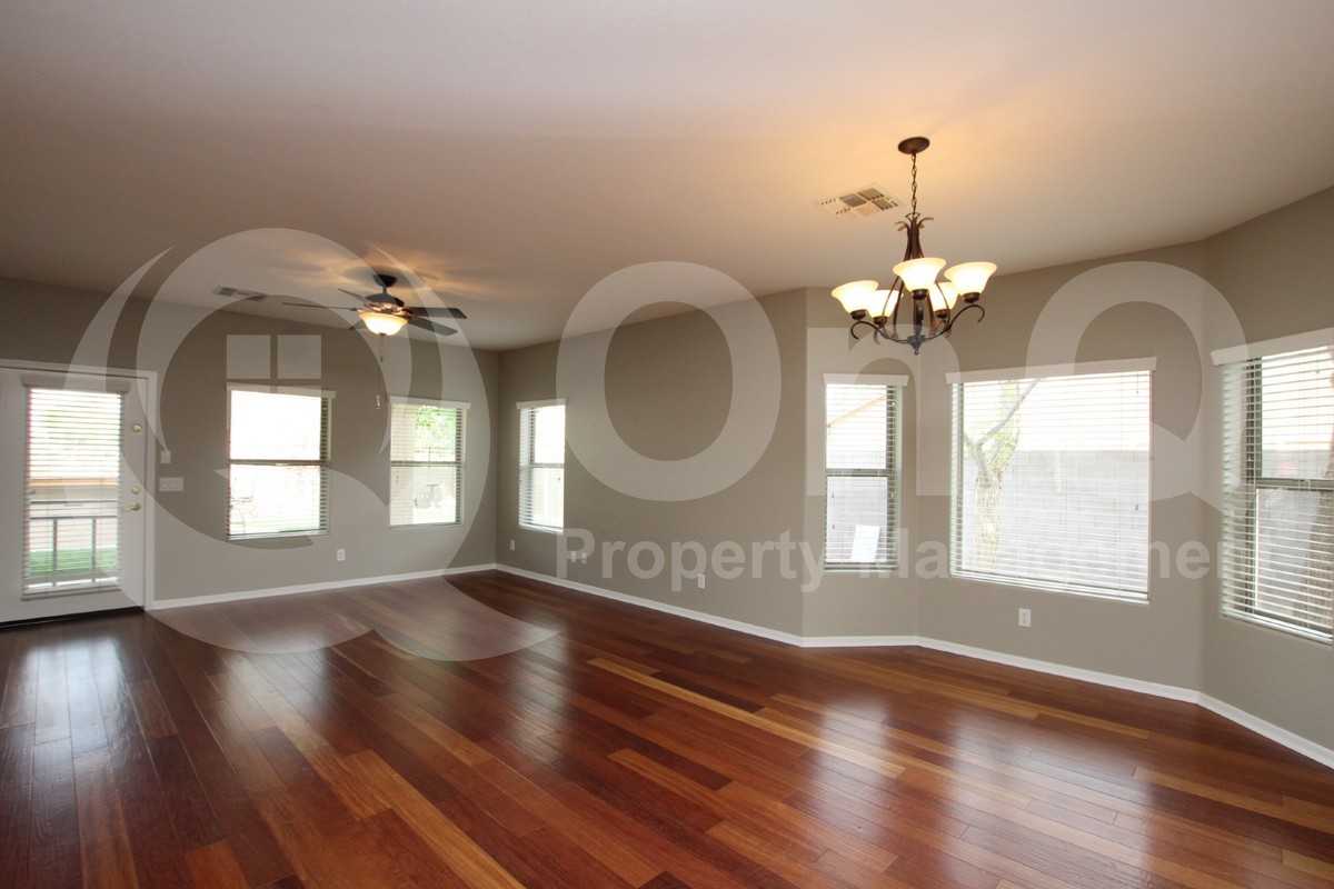 21771 S 218th St - Photo 4 of 32