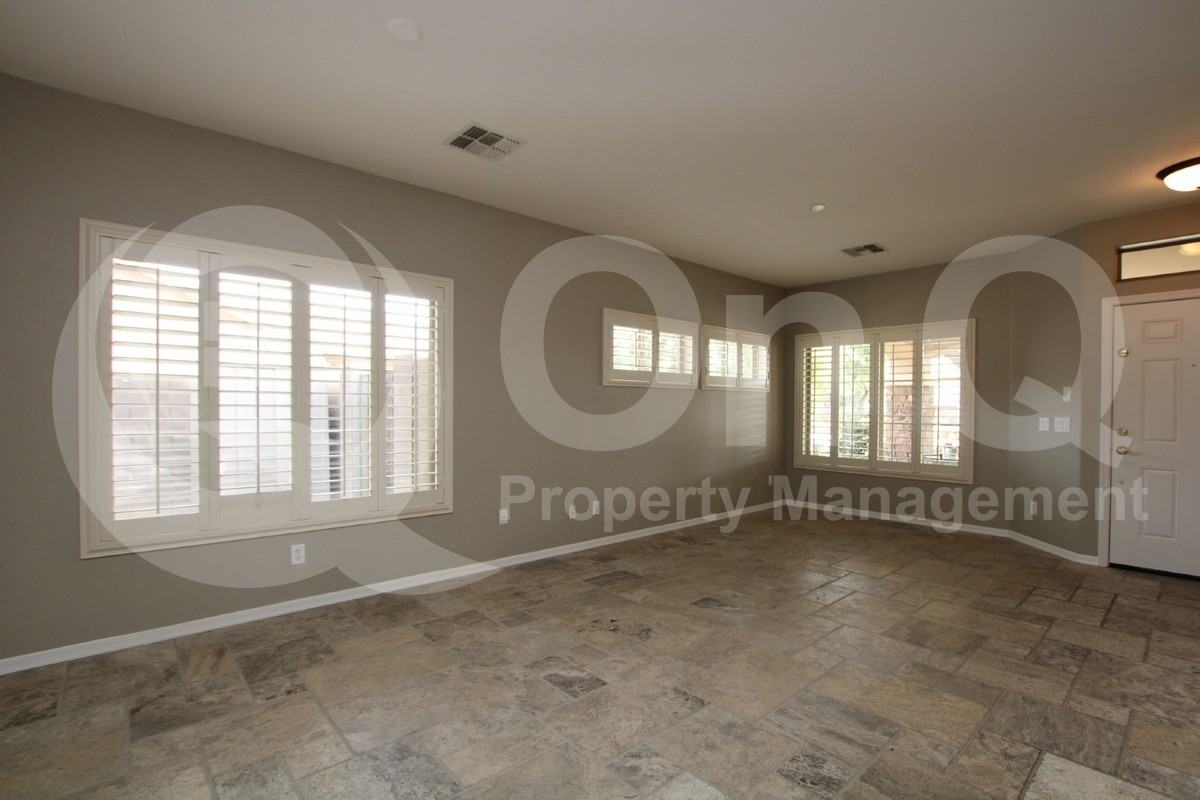 21771 S 218th St - Photo 6 of 32