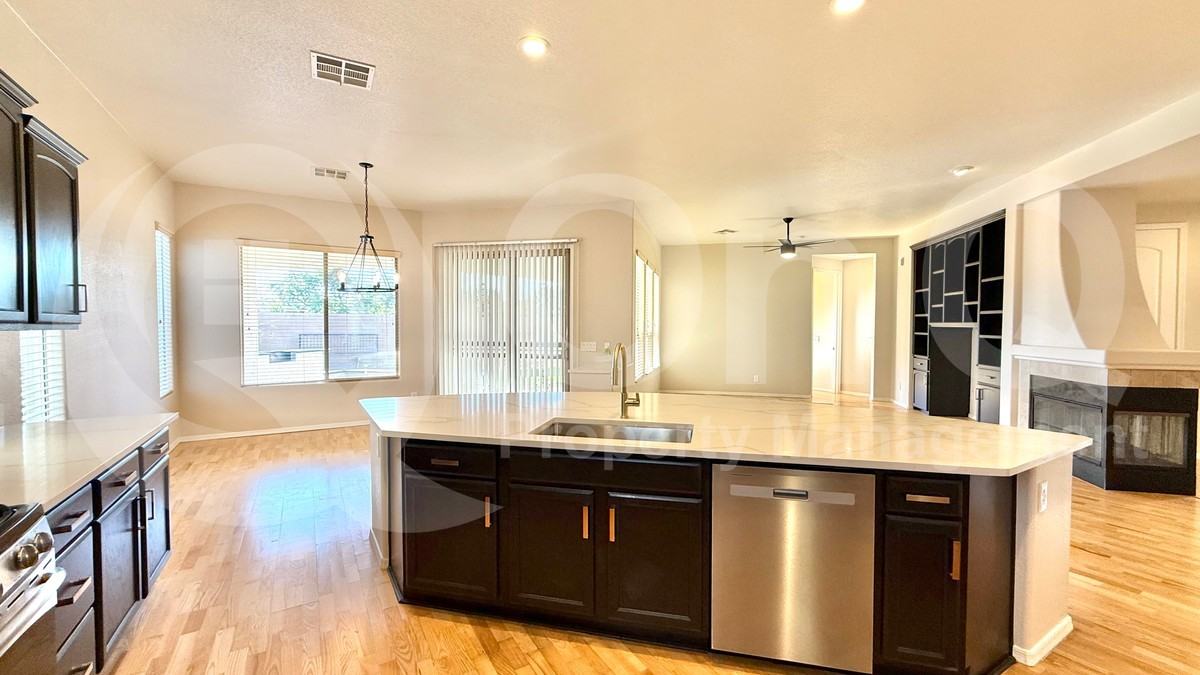 5312 S Citrus Ct - Photo 6 of 18