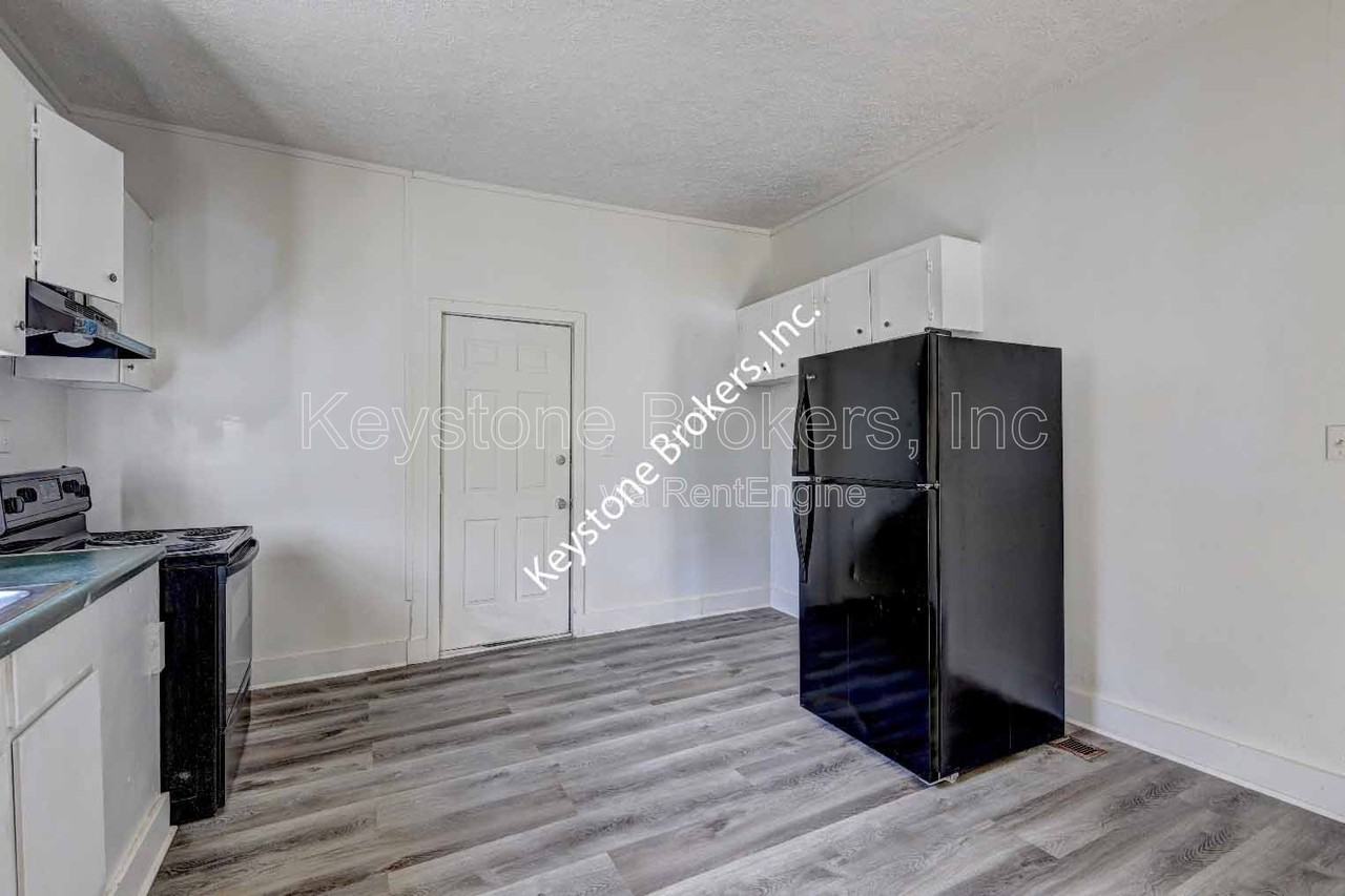 760 Magnolia Dr - Photo 4 of 7